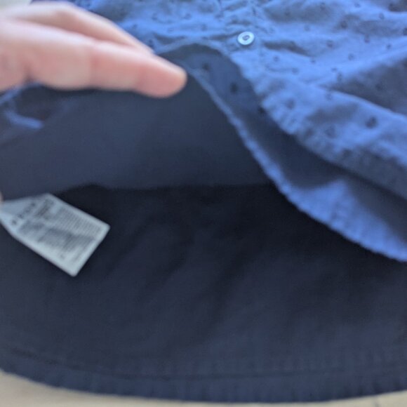 babyGAP Floral Embroidered Navy Blouse - Size 18-24M - Picture 7 of 9